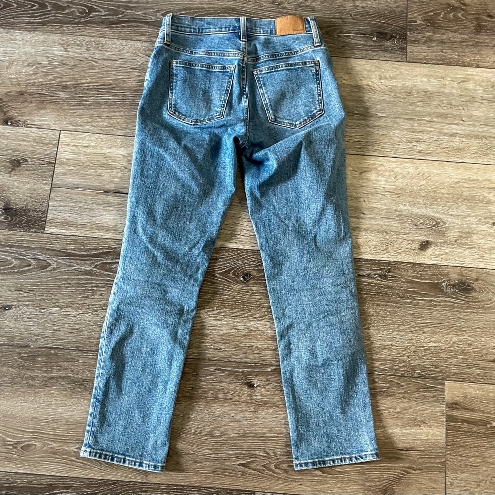 Madewell The Mid-Rise Perfect Vintage Jeans Size 25 Color: Knowland Wash - Picture 8 of 11